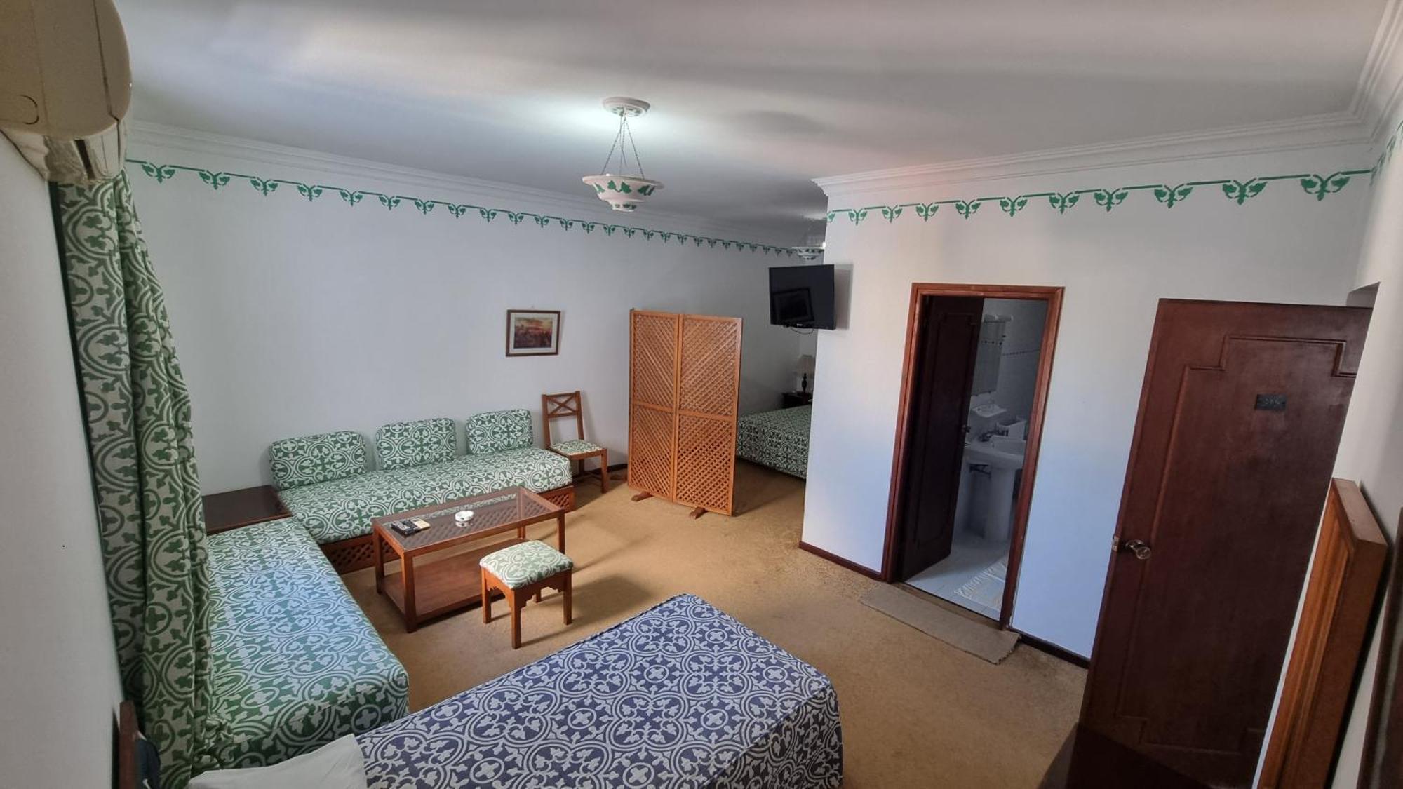 אסילה Hotel Zelis מראה חיצוני תמונה