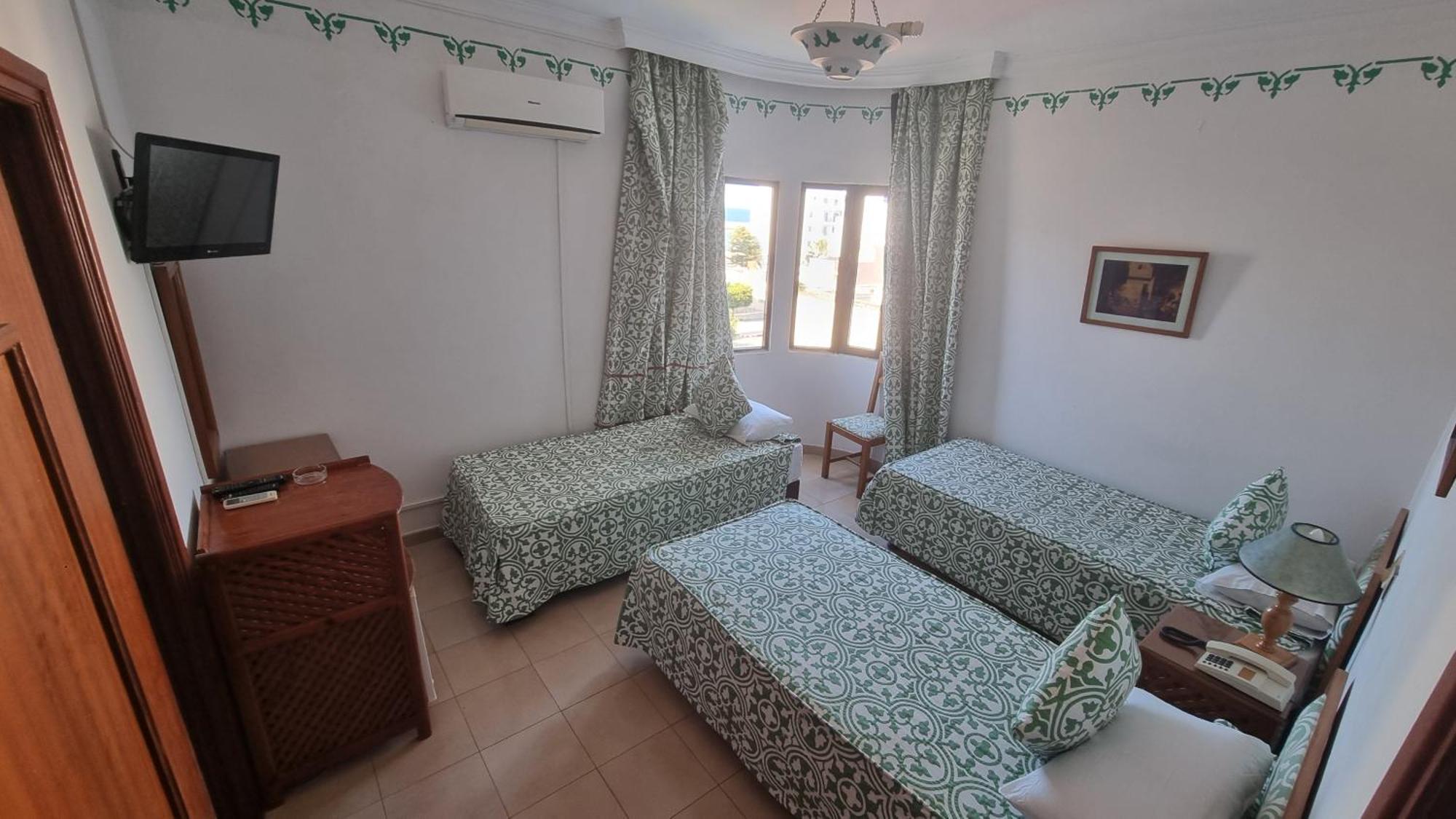 אסילה Hotel Zelis מראה חיצוני תמונה