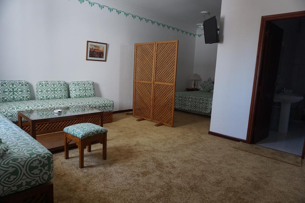 אסילה Hotel Zelis מראה חיצוני תמונה